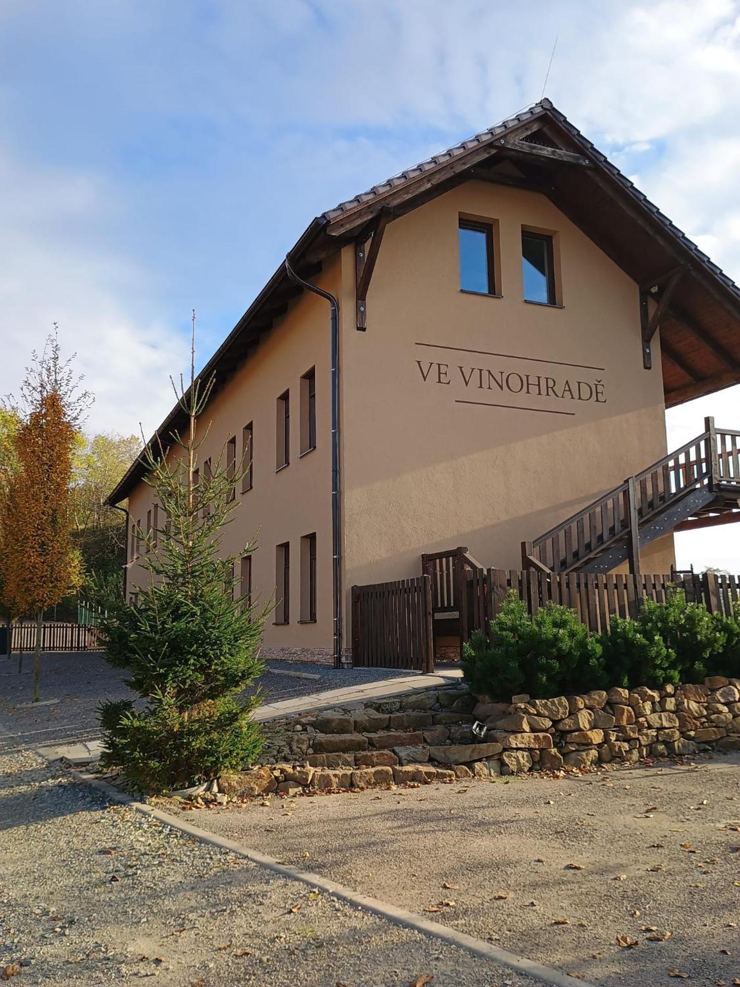 Penzion Ve Vinohrade Němčičky Extérieur photo