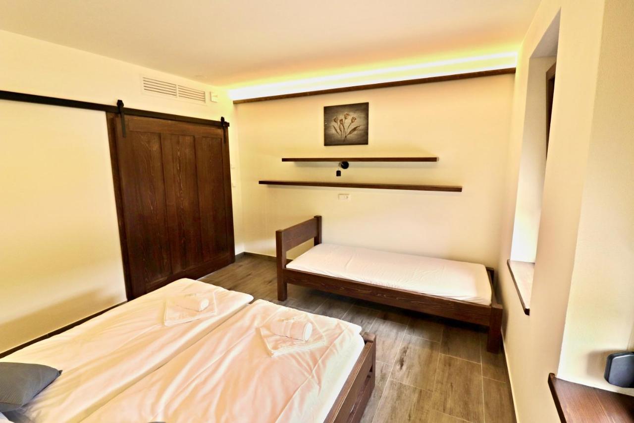 Penzion Ve Vinohrade Němčičky Extérieur photo